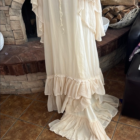 Vintage Lace Eyelet Ivory Wedding Dress The Gibson Girl Tazana California - Picture 3 of 9